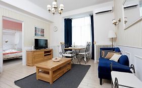 Classy 2 Bedroom Apartment In City Center